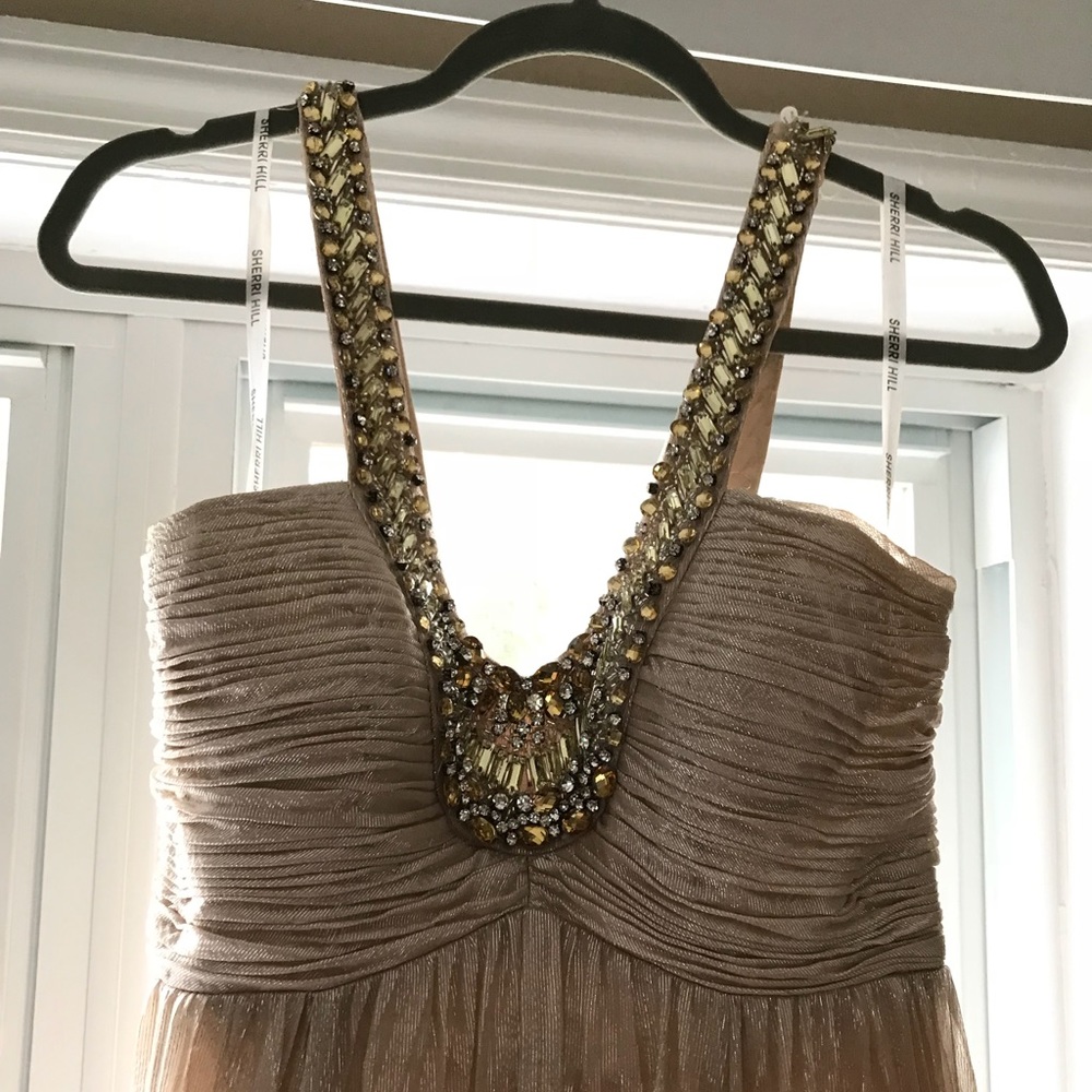 SHERRI HILL Gold Diamond Neck Prom Dress
